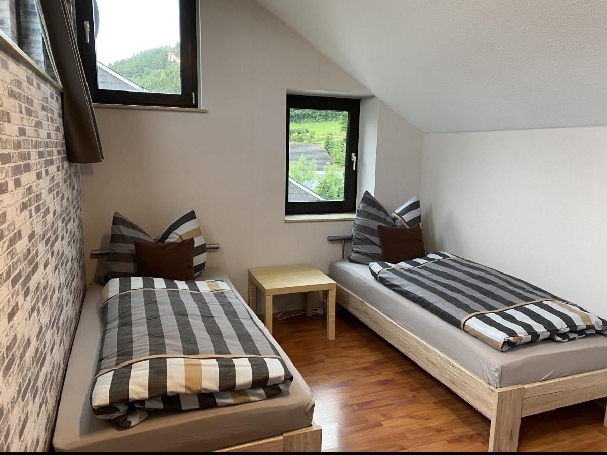 Ferienwohnung Koelbel Familienurlaub In Der Natur Schmallenberg Exterior foto